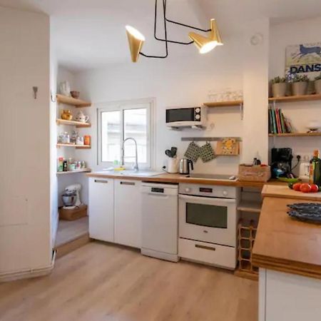 Magnifique Appartement De Charme Avec Vue Sur Le Palais Des Papes A Avignon Wifi Gratuit エクステリア 写真