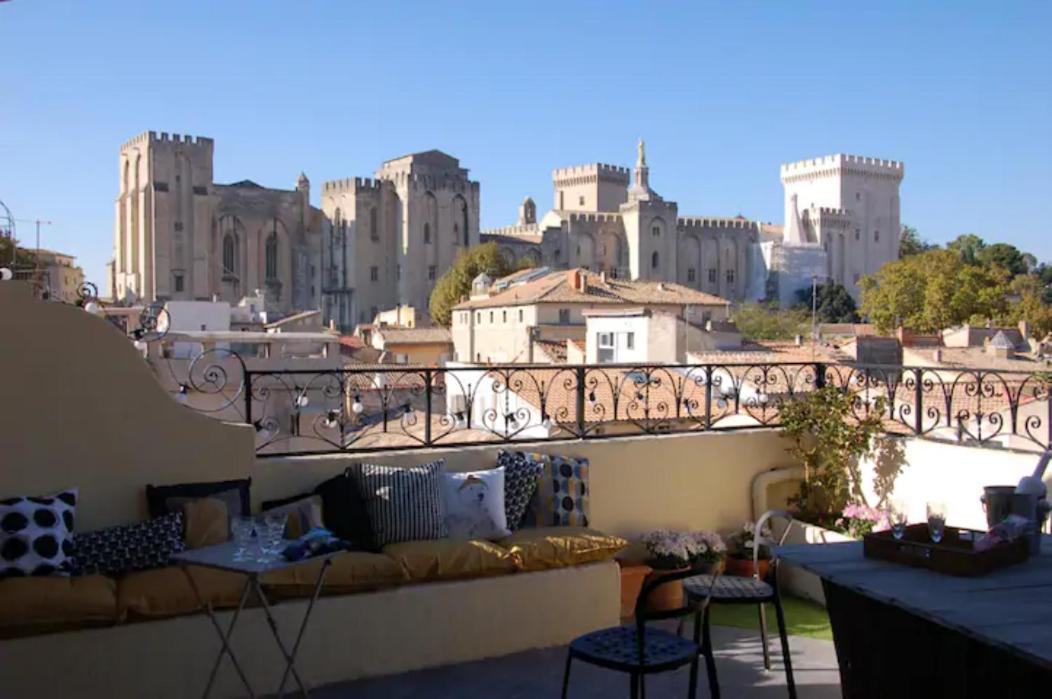 Magnifique Appartement De Charme Avec Vue Sur Le Palais Des Papes A Avignon Wifi Gratuit エクステリア 写真