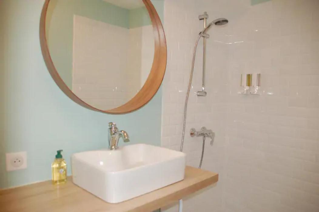 Magnifique Appartement De Charme Avec Vue Sur Le Palais Des Papes A Avignon Wifi Gratuit エクステリア 写真